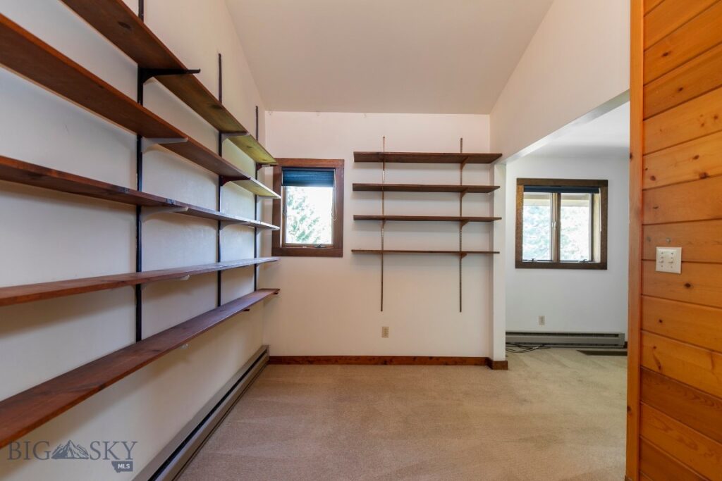 1811 S Black Avenue, Bozeman MT 59715