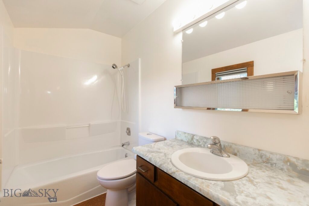 1811 S Black Avenue, Bozeman MT 59715