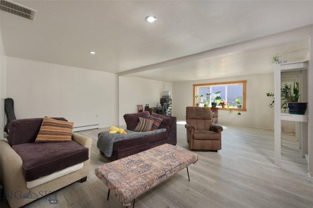 1104 S Pinecrest Drive, Bozeman MT 59715