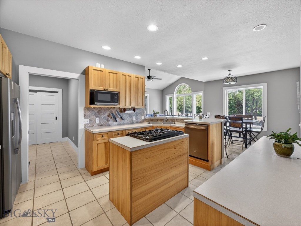 749 Summer Ridge Road, Bozeman MT 59715