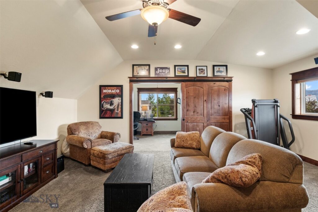 4194 Clydesdale Court, Bozeman MT 59718