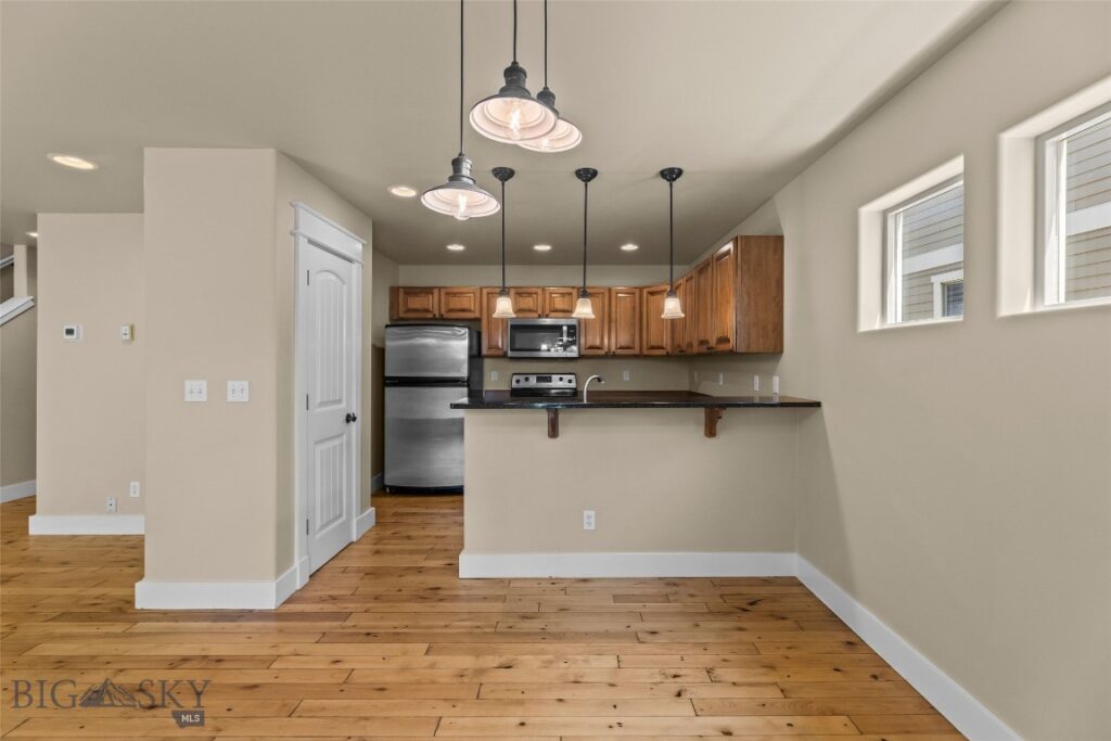 2863 N 27th, Bozeman MT 59718