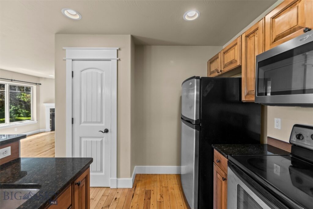 2863 N 27th, Bozeman MT 59718