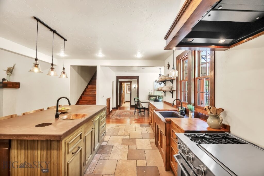 141 Old Timber Way, Bozeman MT 59718
