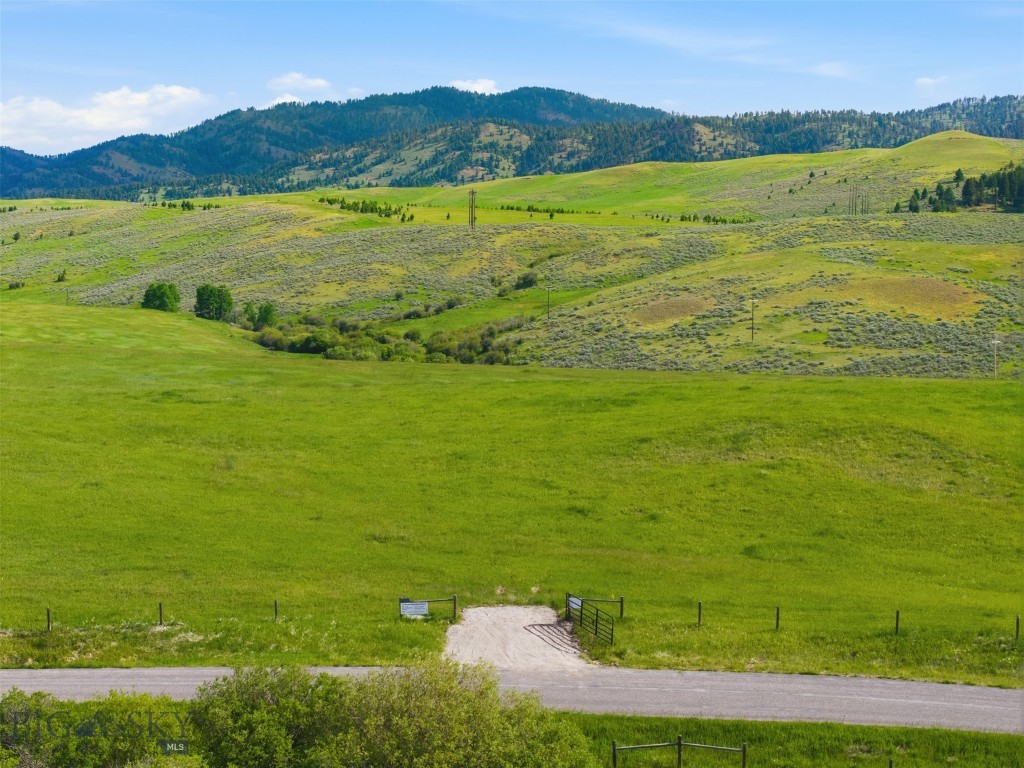 NHN Stublar Road, Bozeman MT 59715