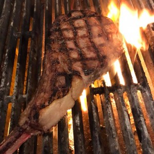 urban-kitchen-tomahawk-steak